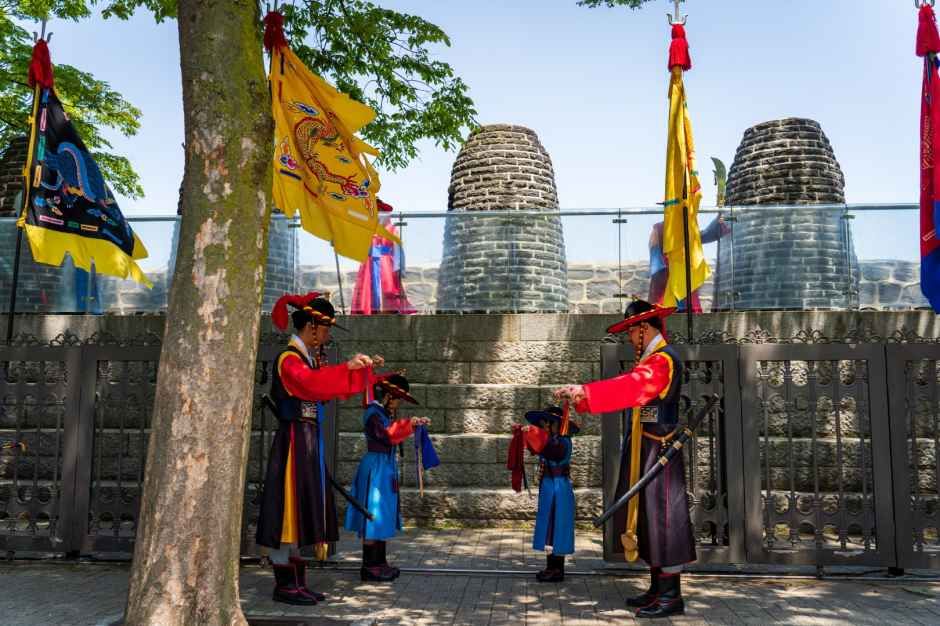종로 관철동에서 만나는 남산봉수식, 놓칠 수 없는 전통문화 축제 현장
