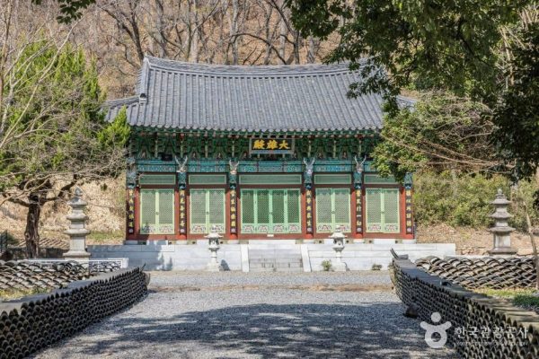 전라남도 순천 향림사, 고즈넉한 사찰 정취와 아름다운 연못 산책